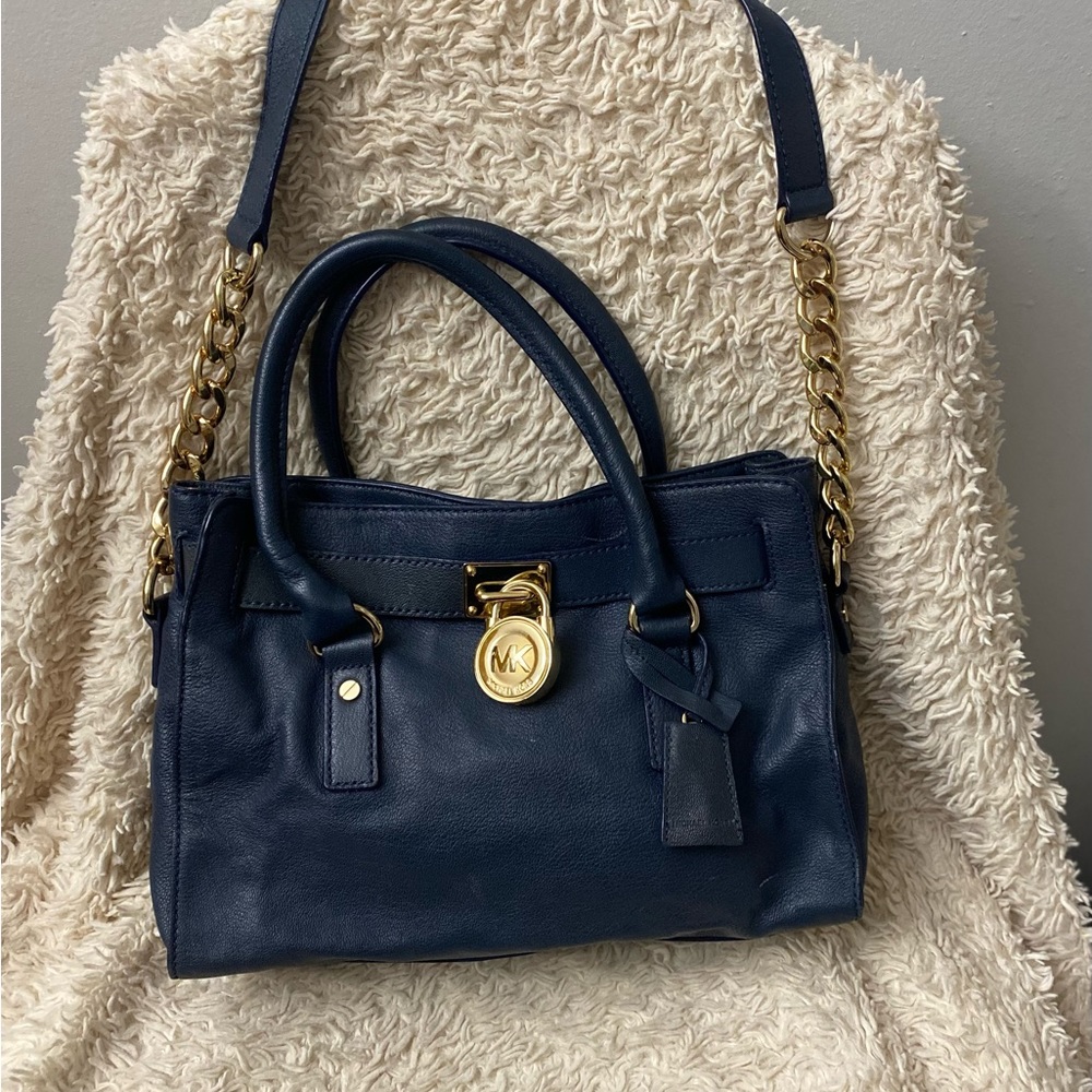 Michael kors purse- Used but really good condition